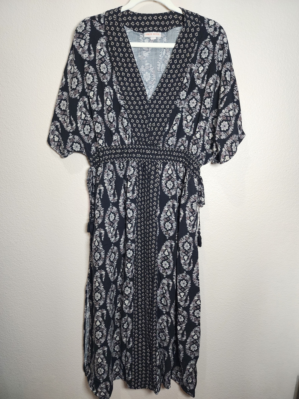 Boho Goddess Flowy Black White Geometric Floral V Neck Maxi Dress Cinched Waist